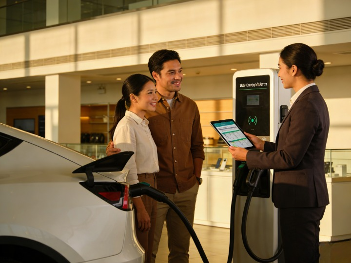 美国充电基础设施区域差异深度解析：华人聚居区如何应对充电荒漠挑战